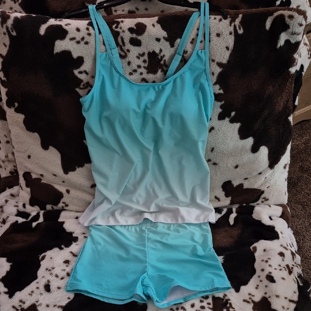 NWOT Blue Swim Set Ombré Design, Source Unknon. TWO PIECE.